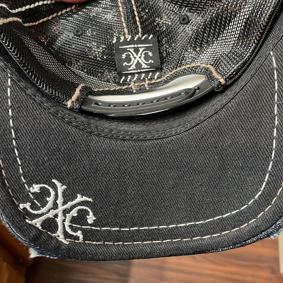 Xtreme Couture SnapBack Hat - Picture 3 of 14